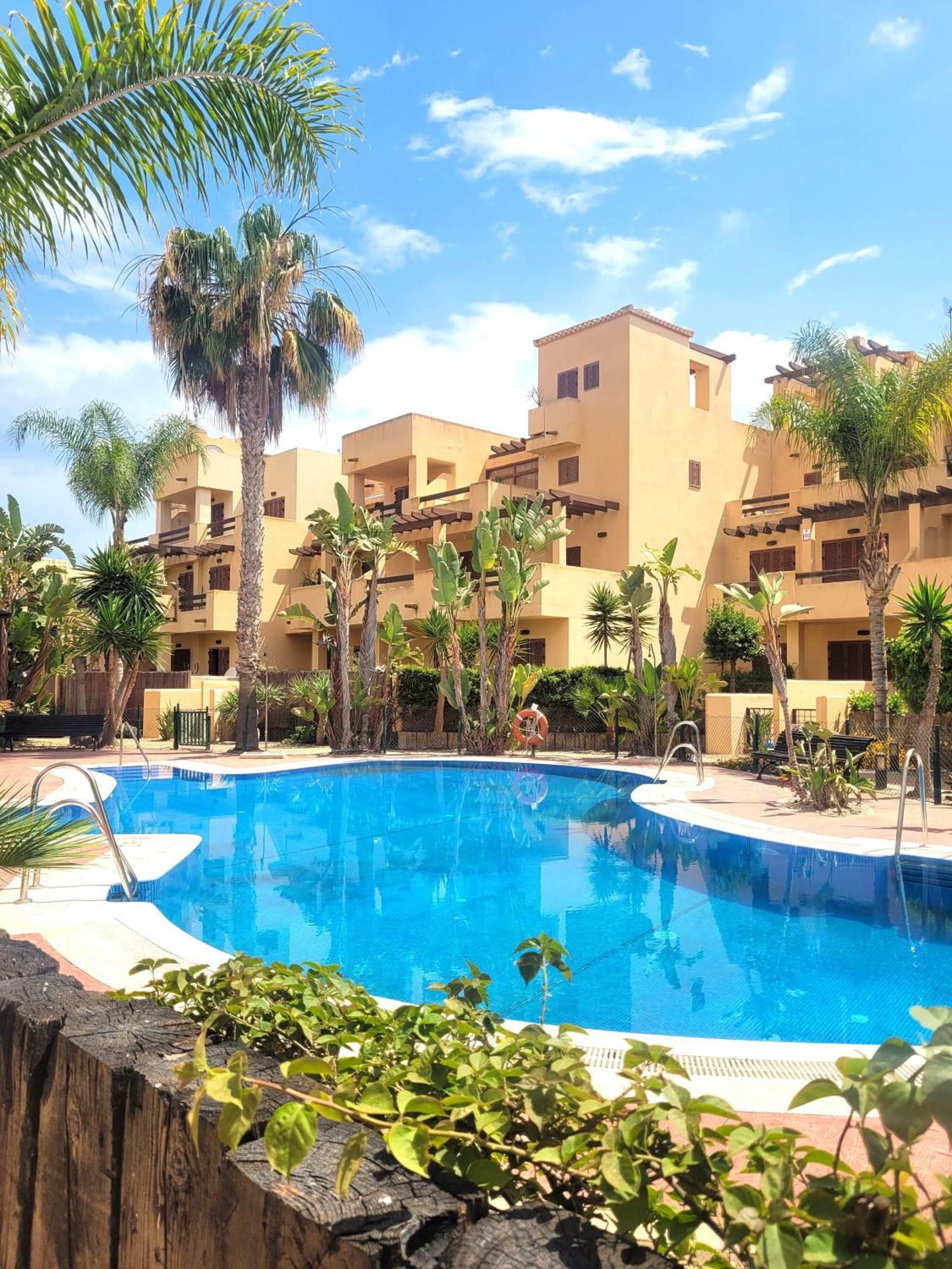 Bajo Con Una Terraza Espectacular Al Lado De La Playa Y Con Acceso Directo A La Piscina! Los Amarguillos Esterno foto